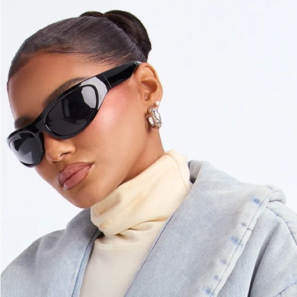 New Women's Denim cropped  Blue Puffer Jacket - Picture 3 of 6